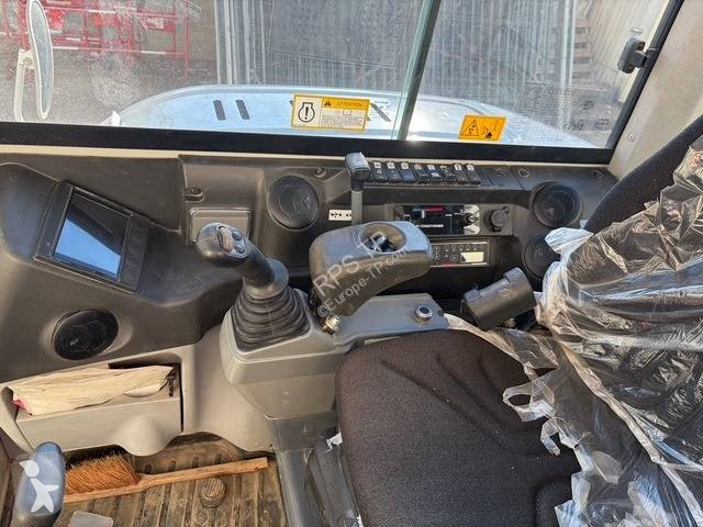 Pelle Takeuchi cabine
