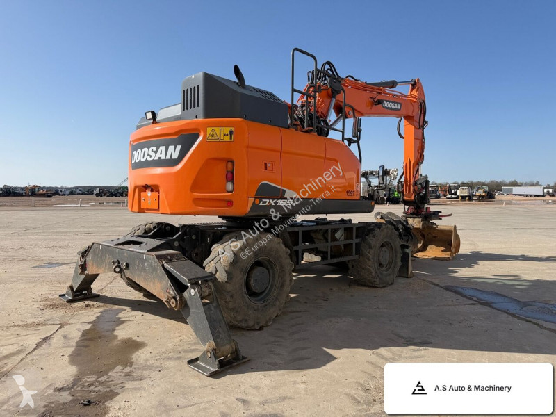 Pelle Doosan W