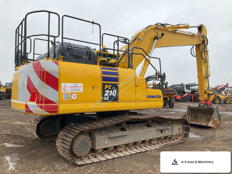 Pelle Komatsu 11