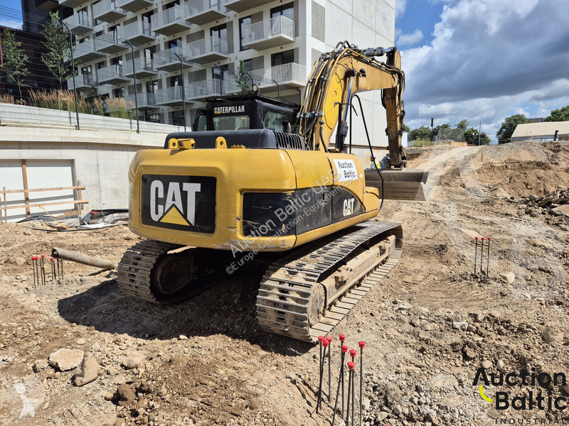 Excavadora Caterpillar