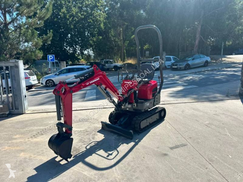 جرافة Yanmar