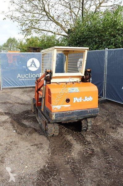 Excavadora Pel Job EB11