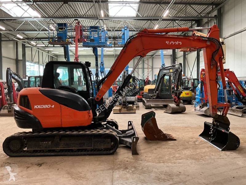 Багер Kubota KX 080-4