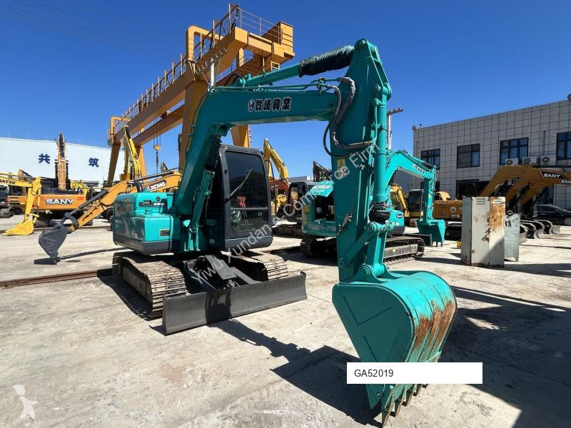 Багер Kobelco SK75