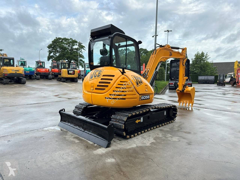 Graafmachine JCB 8056