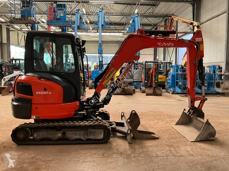 Graafmachine Kubota 0374