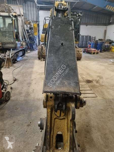 Excavadora Caterpillar  323