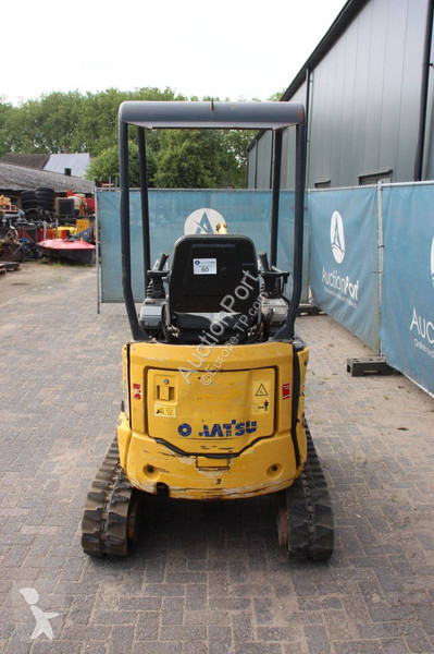 Екскаватор Komatsu PC16R-3HS