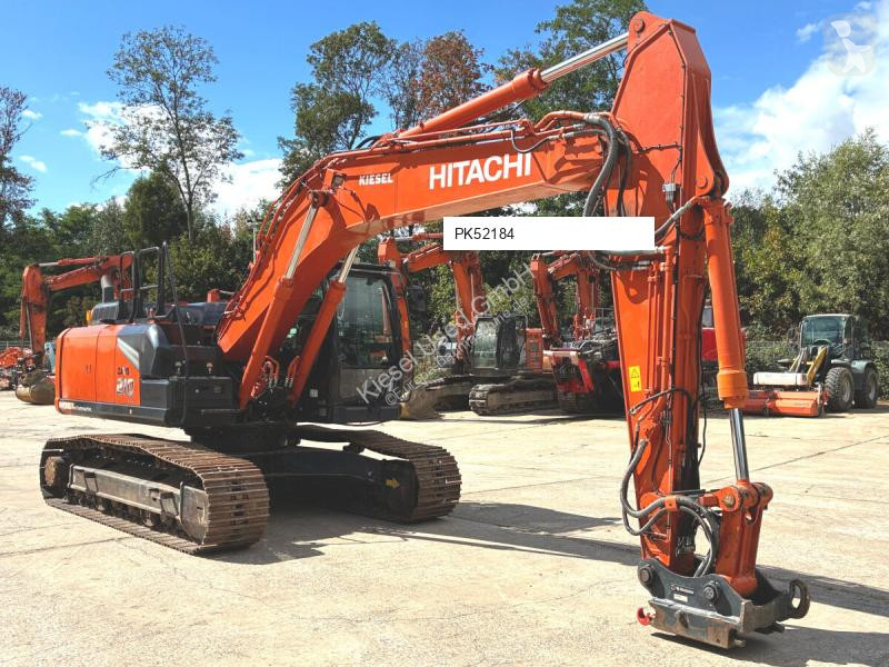 Екскаватор Hitachi 7