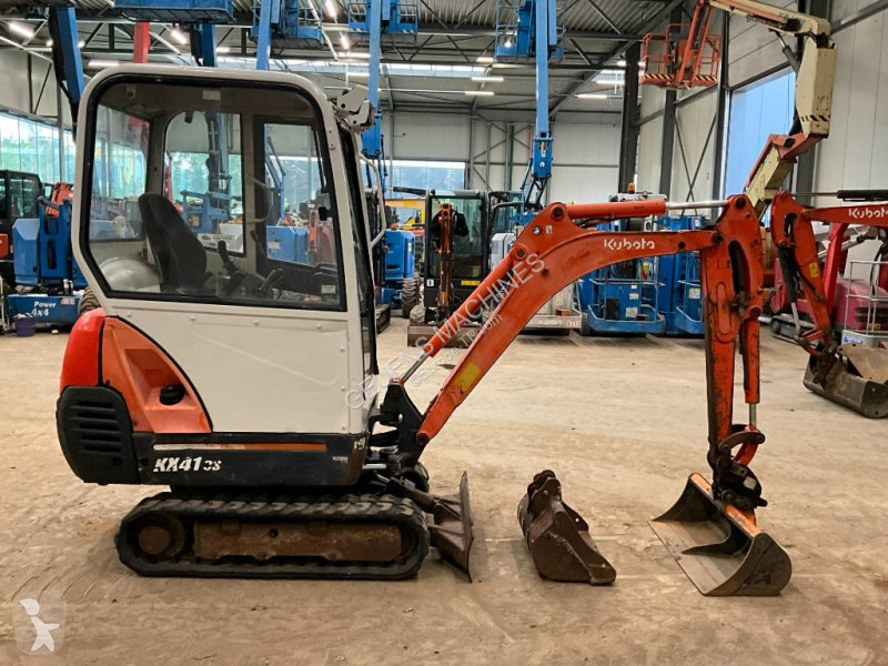 Excavadora Kubota 413
