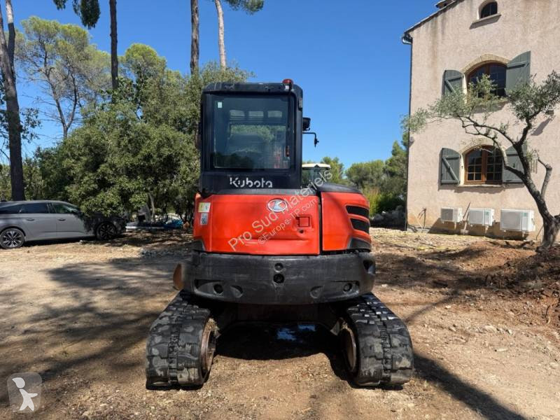 Екскаватор Kubota