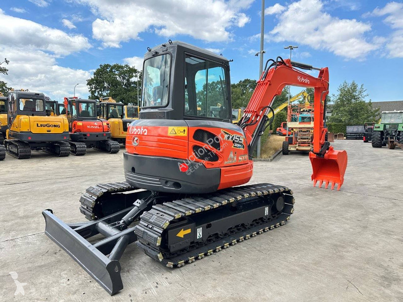 Excavadora Kubota KX155-3SZ