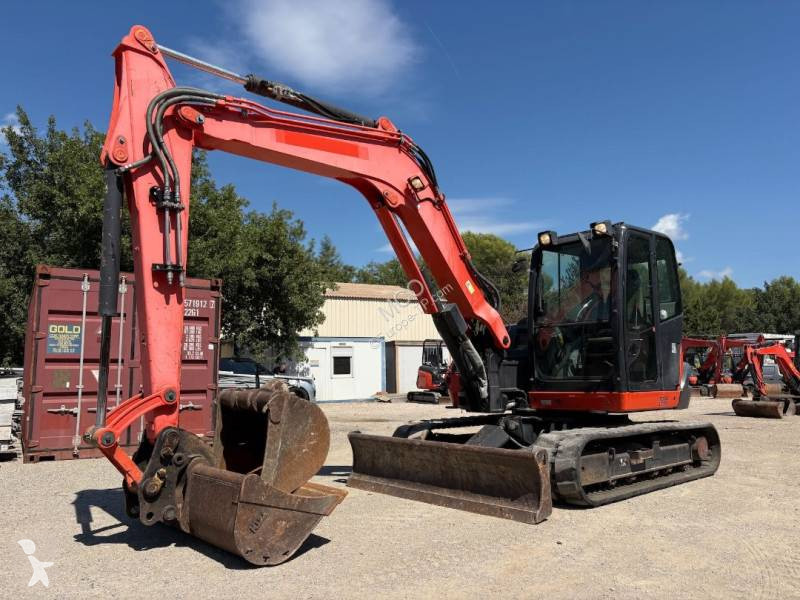 Екскаватор Kubota