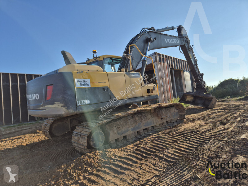 Екскаватор Volvo
