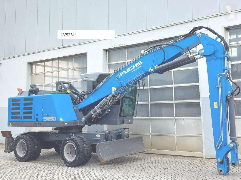 Экскаватор Fuchs MHL320