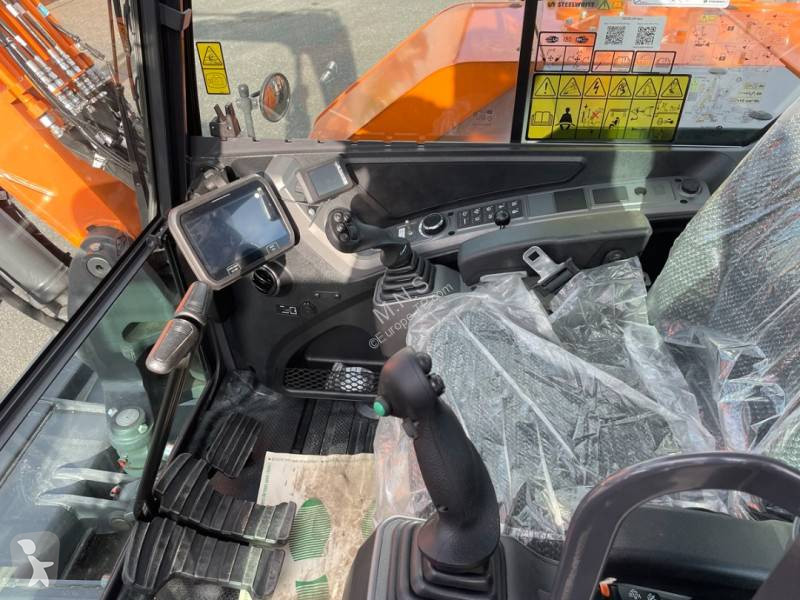 Graafmachine Develon DX 85 R 7