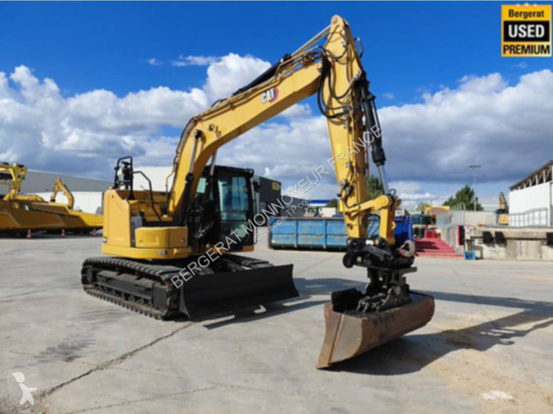 Экскаватор Caterpillar