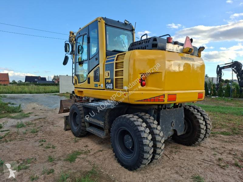 Escavadora Komatsu PW148-8