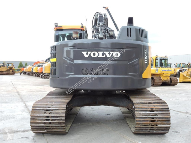Экскаватор Volvo