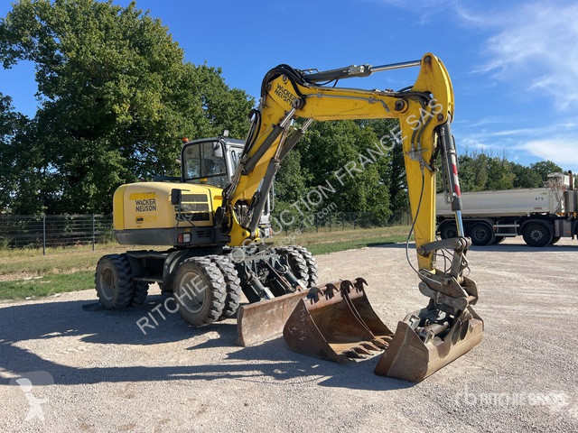 Экскаватор Wacker Neuson  EW100