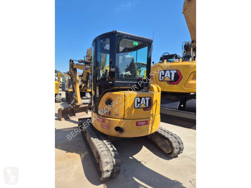 Escavadora Caterpillar 303.5E2CR
