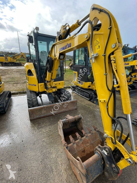 Escavadora Komatsu MR5
