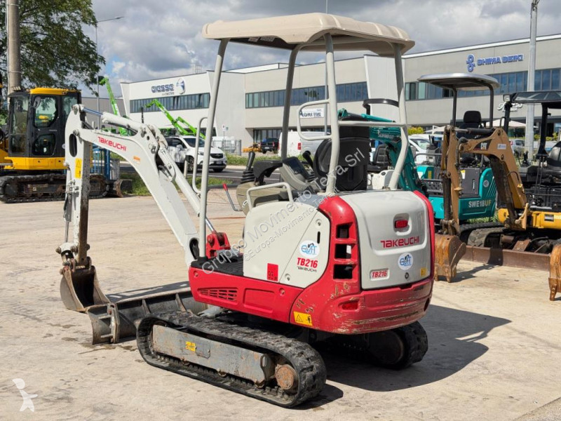 Экскаватор Takeuchi TB216