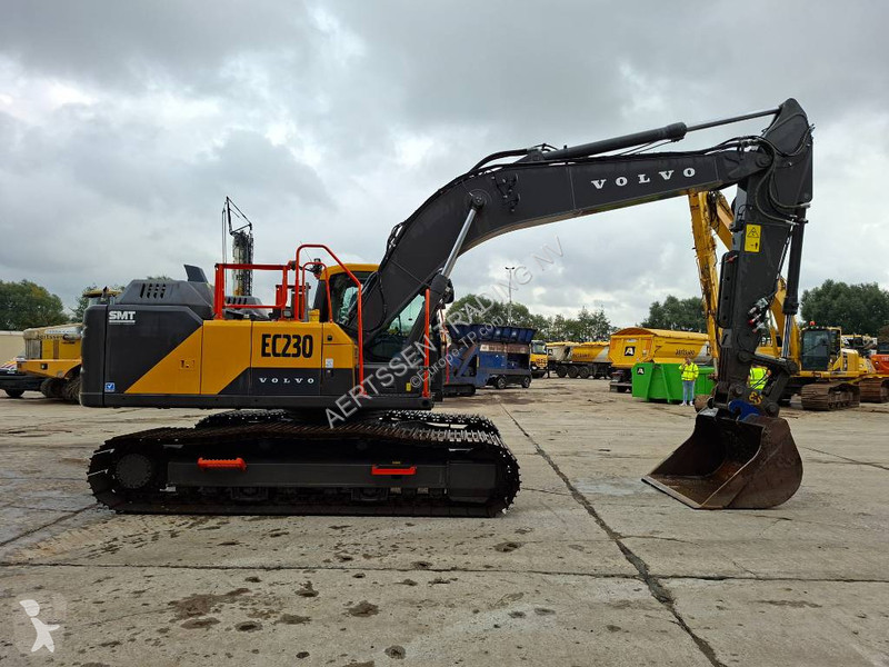 Pelle Volvo EC230FL5