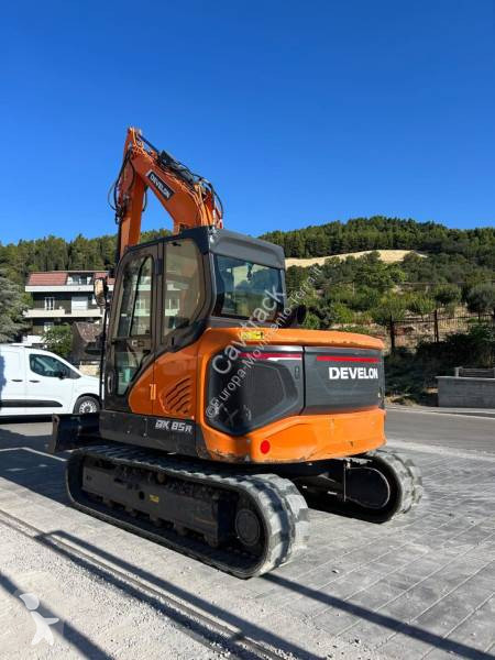 Kotrógép Develon DX85R-7 MONO