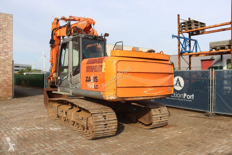 جرافة Hitachi
