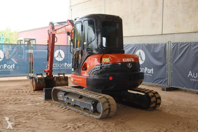 Excavadora Kubota SZ