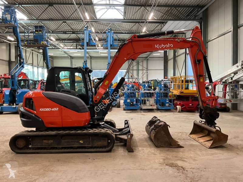 جرافة Kubota 0804 A 2