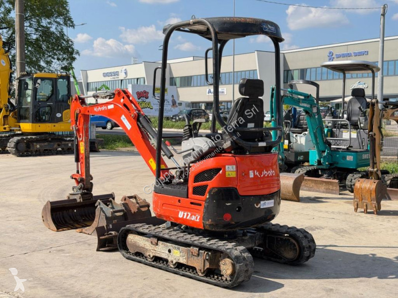 جرافة Kubota U17-3a