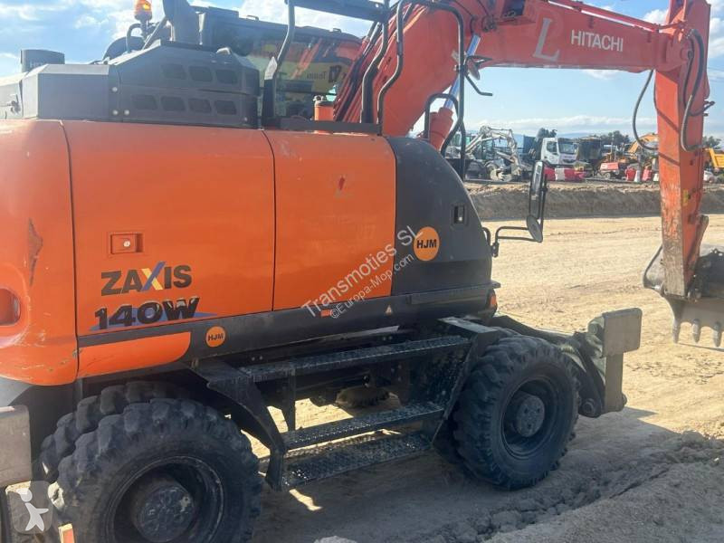 جرافة Hitachi