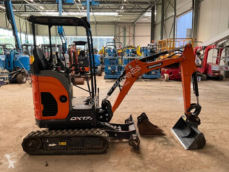 Skovel Doosan DX 17 Z