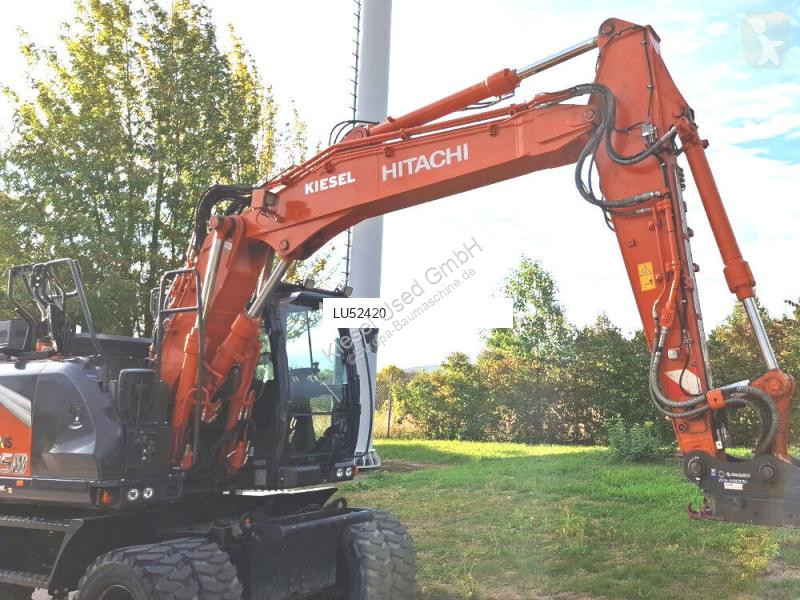 جرافة Hitachi ZX135W-7