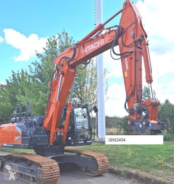 جرافة Hitachi 7