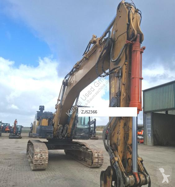 جرافة Hitachi ZX490LCH-6