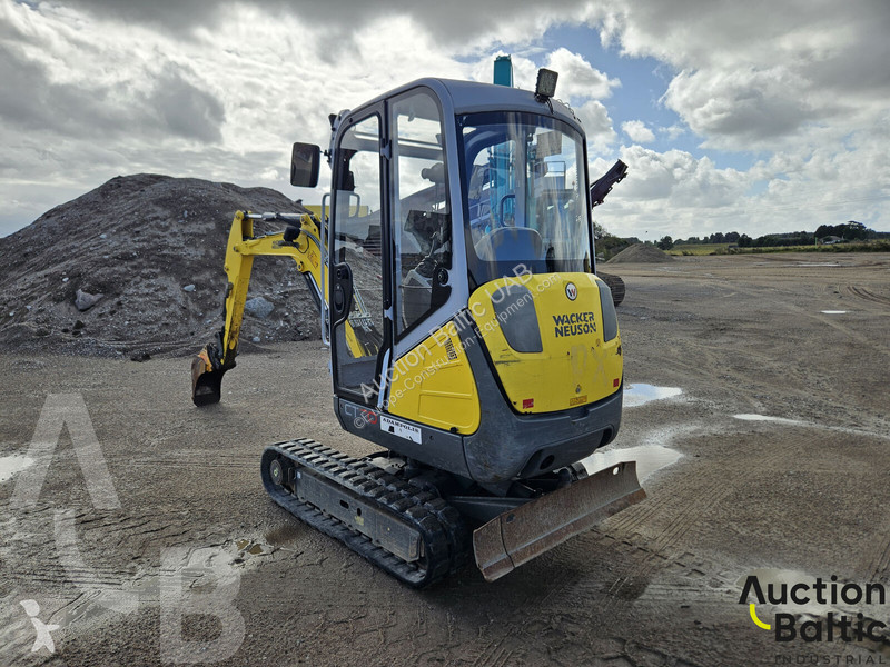 جرافة Wacker Neuson