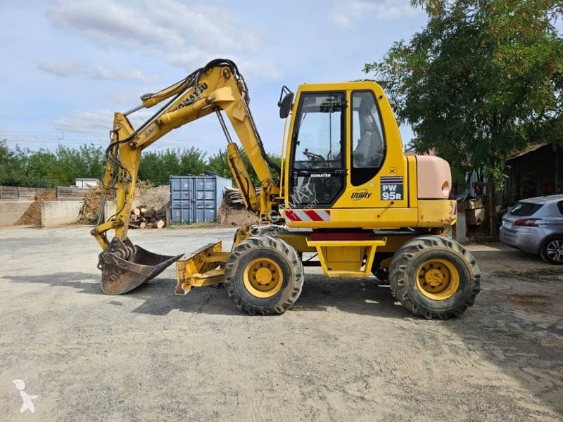 جرافة Komatsu PW 95 R