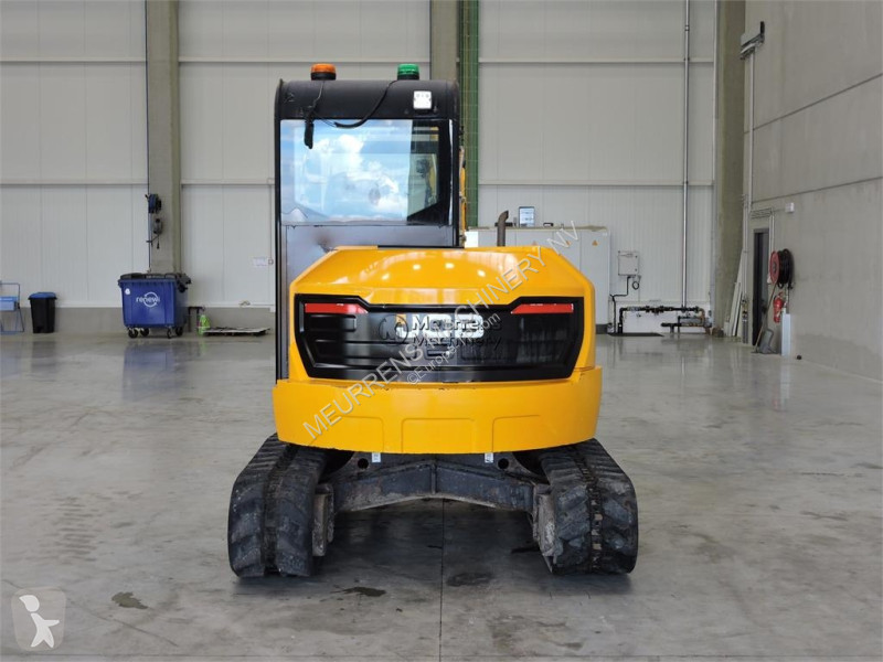 جرافة JCB