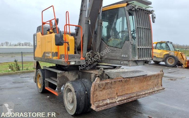 جرافة Volvo E