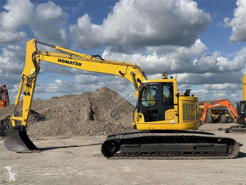 جرافة Komatsu PC 138 US-11