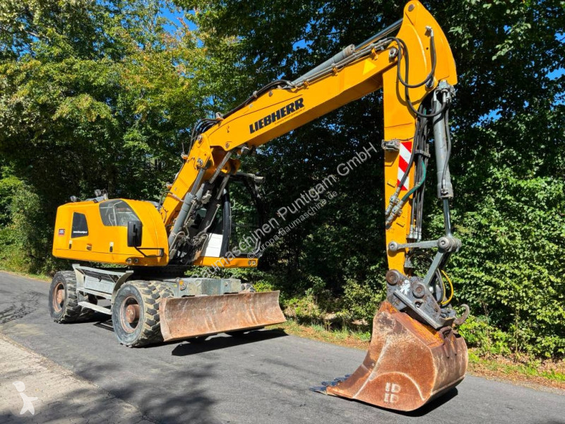 جرافة Liebherr