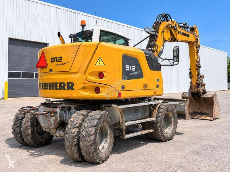 Skovel Liebherr A  COMPACT