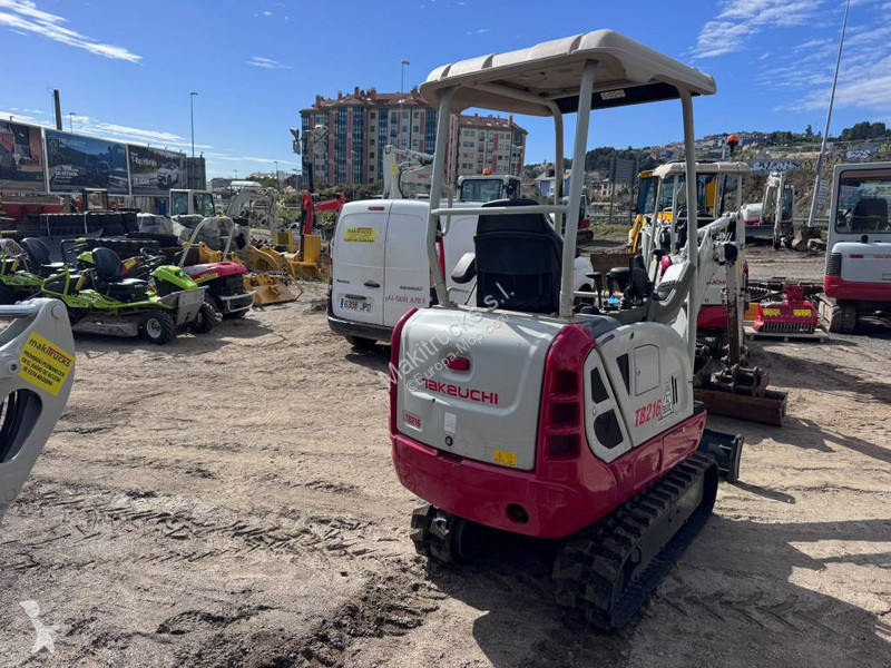 Skovel Takeuchi TB 216