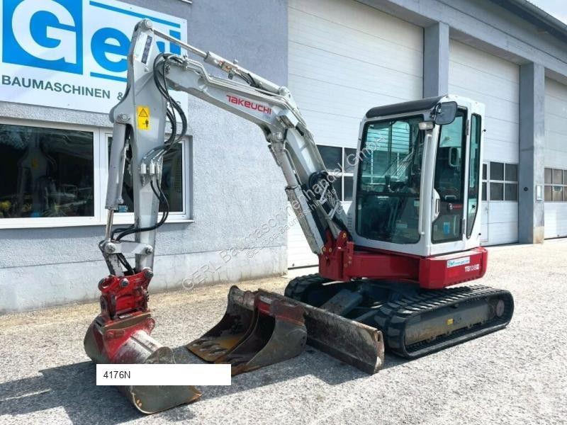Skovel Takeuchi