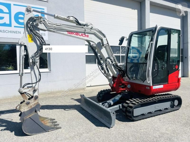 Skovel Takeuchi TB240