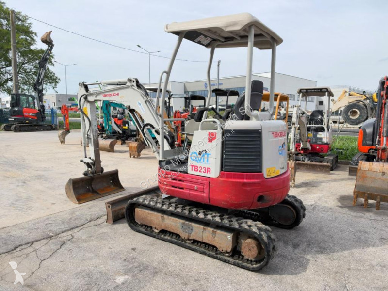 Skovel Takeuchi