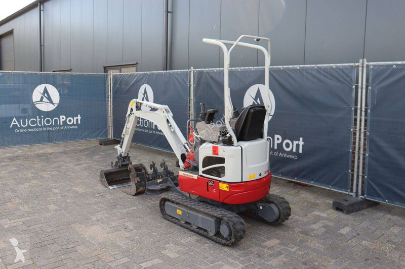 Skovel Takeuchi TB210R